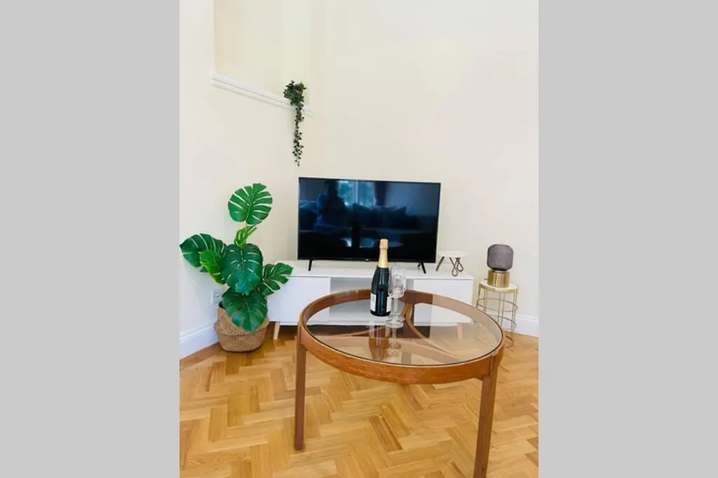 Nomihomes-Otis House-Free Parking X 2-Central -10Ppl Exeter United Kingdom