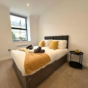  Holiday home Richmond Mews By Staytor